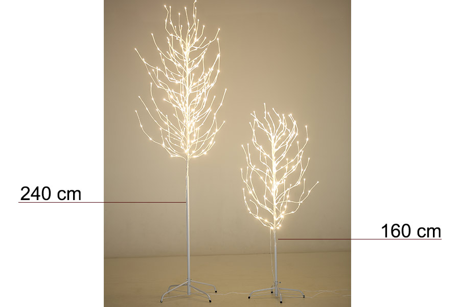 lichterbaeume-weiss-led LED-Baum weiß mit 240 LED warmweiß für  Weihnachten außen 240 cm hoch