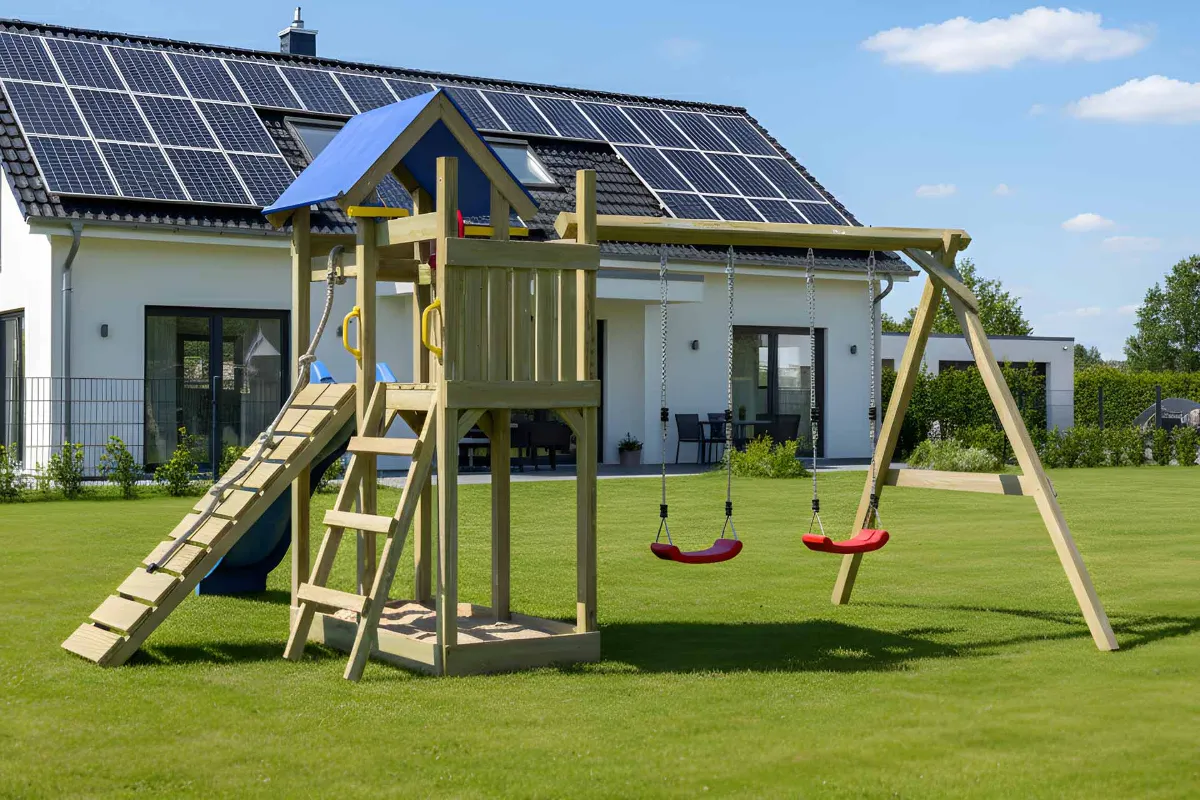 Spielturm Susi Fun mit Kletterrampe und Doppelschaukel