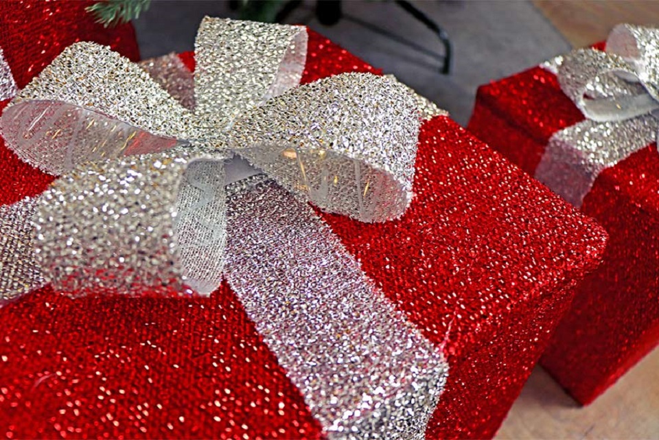 bbbzFsRuWjE7MDI5 Geschenkboxen Deko-Set mit 3 Geschenkpäckchen 72 LED mit Schleife