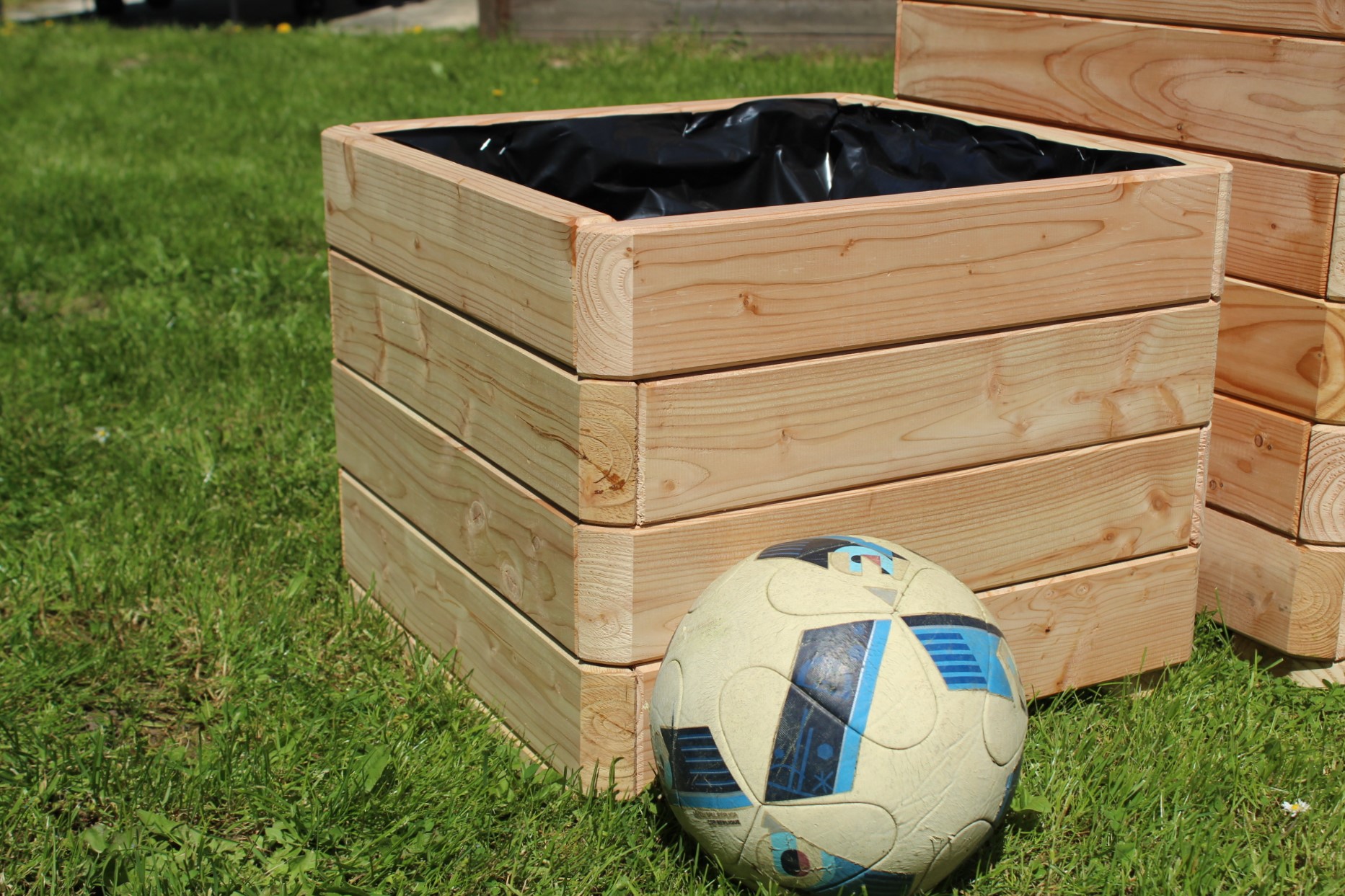 Massiver Pflanzkasten Mammut 50x50xH39 cm aus Lärchenholz natur Blumenkasten Blumentopf Pflanzkübel Kräutertopf