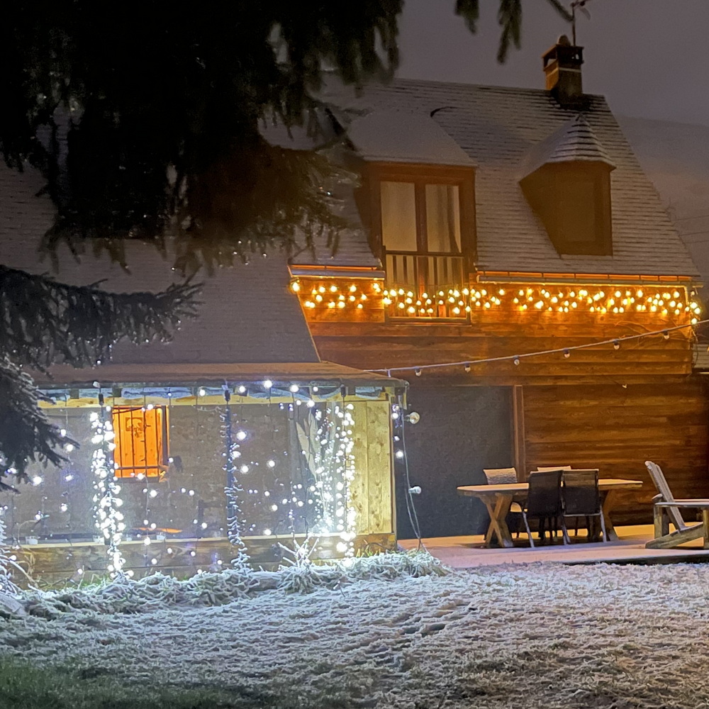PRO CONNECT Eisregen-Lichterkette 3 m 60 LED warmweiß - IP44 für innen & außen