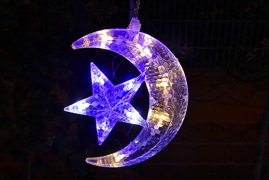 LED-Lichterkette 5 Halbmonde beleuchtet Weihnachtslichterkette außen/innen