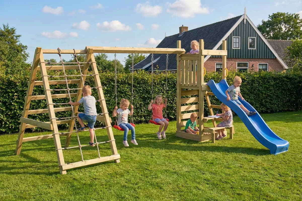 Spielturm Lilly Max mit Doppelschaukel Kletterwand und Kletternetz