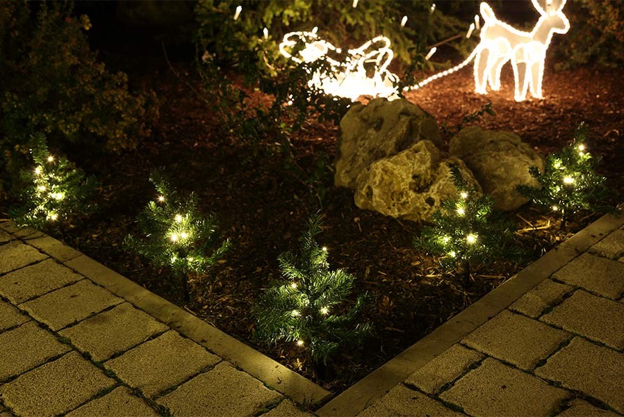 mini-tannenbaum-beleuchtet Tanne 5er Set mit LED warmweiß Lichterkette Weihnachtsbäumen Mini-Tannen Weihnachtsdekoration