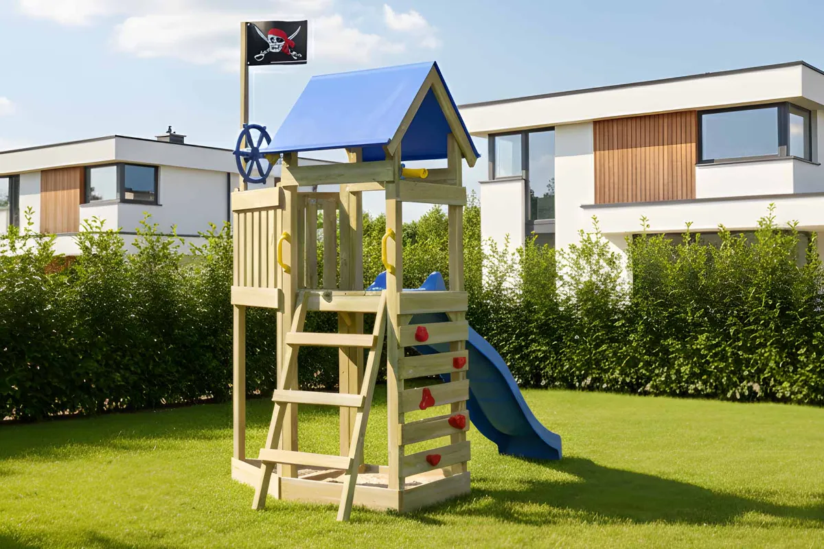 Spielturm Peter Aktiv mit Podest und Kletterwand