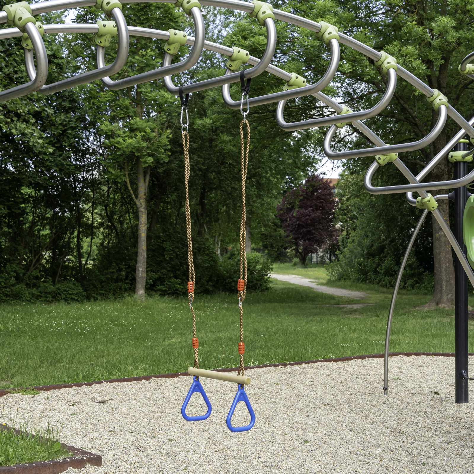 Trapez mit Kunststoffringen blau Turngerät Schaukel Höhe bis 2,55m