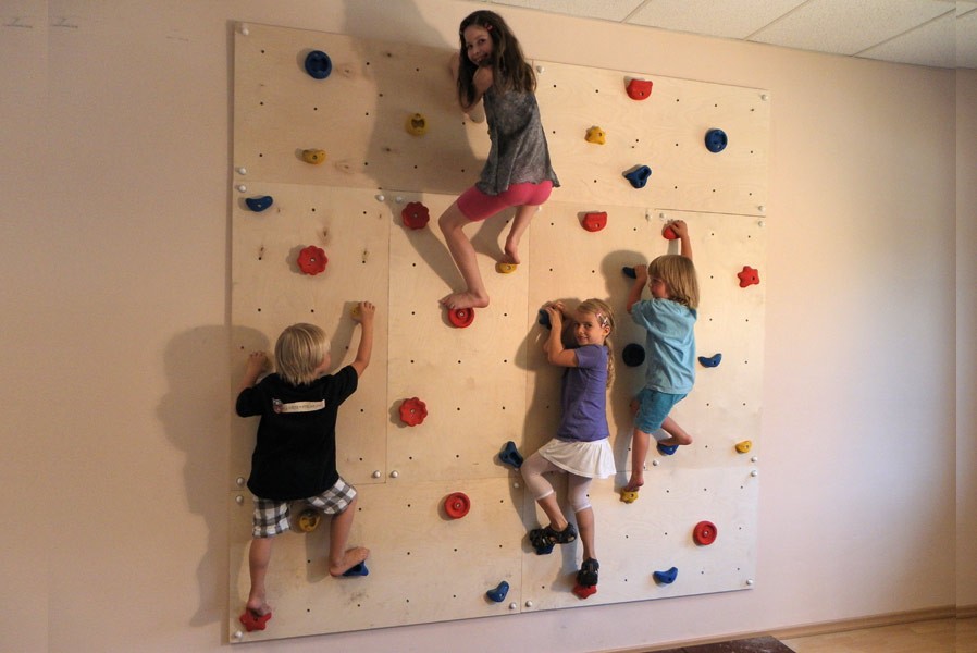 Zusatz-Wandplatte ZIW1 114x57 cm für Indoor-Kletterwand Zusatz-Wandplatte ZIW1 114x57 cm für Indoor-Kletterwand