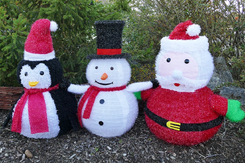 Weihnachtliche Gartenfigur Beleuchtete Figur LED warmweiß Weihnachtsdeko